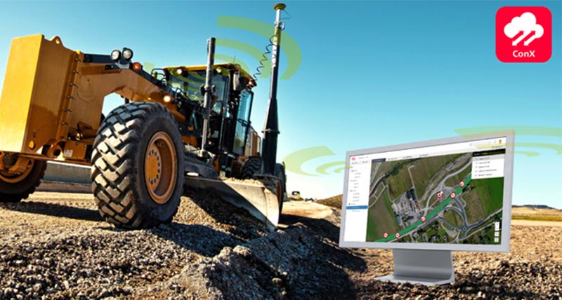 Leica iCON cloud connectivity used on road construction site